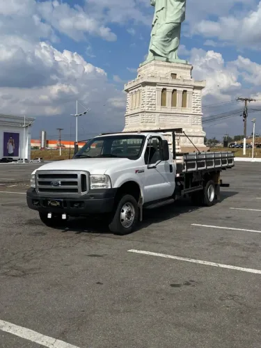 F4000 4x4 diesel carroceira