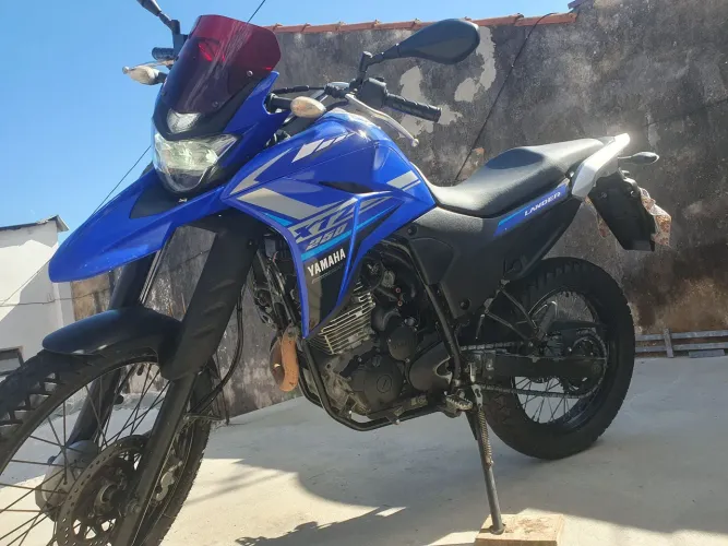 XTZ Lander 250 azul, super conservada. Preço a VISTA!!!