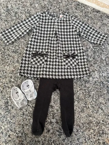 Vestido bebê Renner 0-3 meses sapatinho BR 15