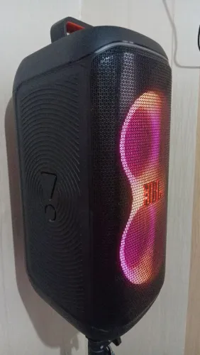 Jbl partybox club 120