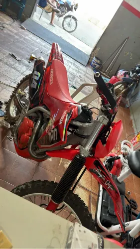 CRF 250f Vende-se ou troca 