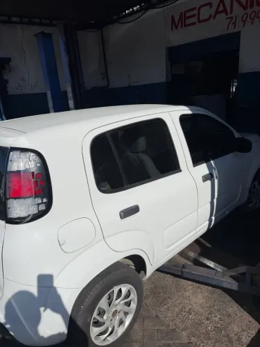 Fiat Uno Attractive 1.0 EVO Fire Flex 8V 5P 2019