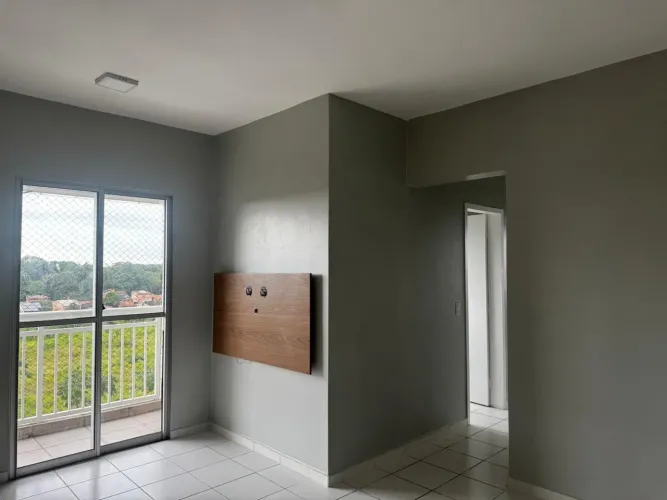 Alugo apartamento no total life 2.600,00