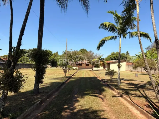Chácara à venda no bairro Santa Rita