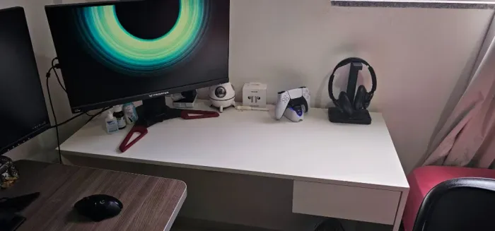 Mesa Branca com Gaveta