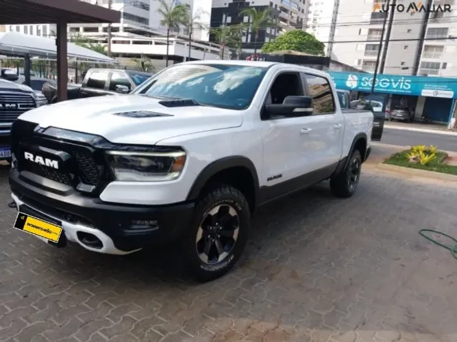 Ram 1500 Rebel 5.7 Hemi CD V8 4X4 AUT 2021