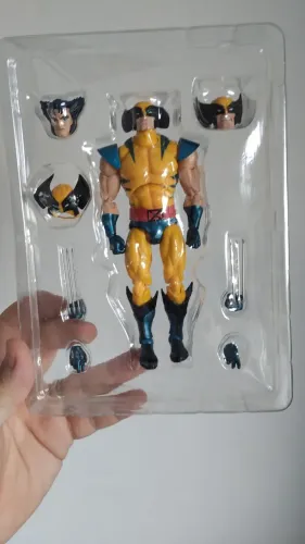 Wolverine Amarelo CT Toys Mafex