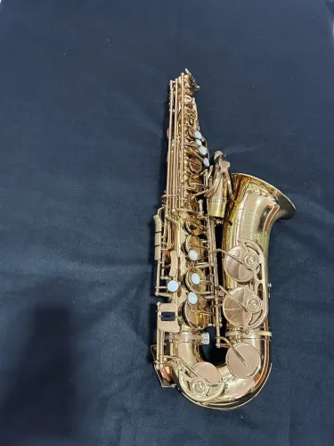 Sax alto Júpiter 567
