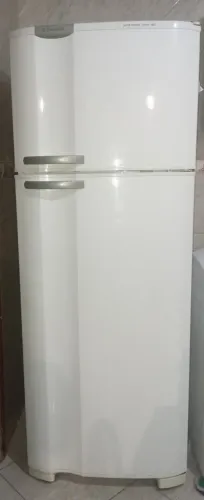Geladeira Electrolux DC49A Cycle Defrost Duplex 462 Litros Não está gelando.