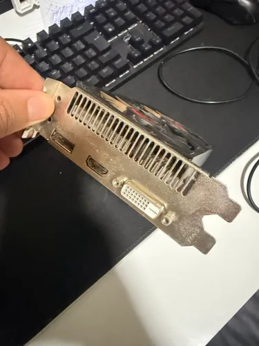 Placa de Video RX550 Series 4gb c/ caixa