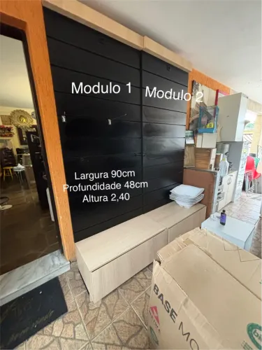 Painel caneletado comércio de loja