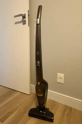 Aspirador Sem Fio (Bateria 15 minutos)