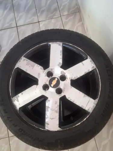 VENDO RODAS COM PNEUS