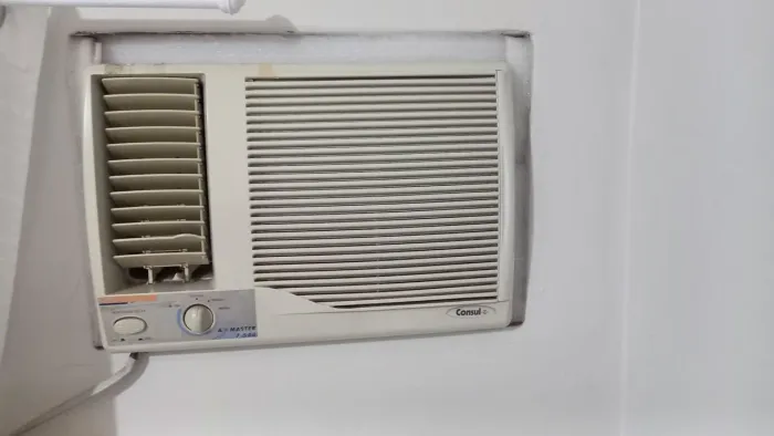 Ar condicionado de janela 7500btus Consul 220wts