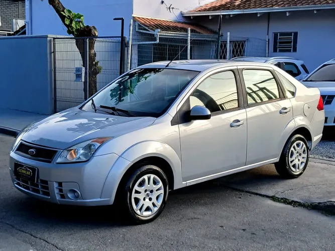 Ford Fiesta Sed. 1.6 8V Flex 4P 2008