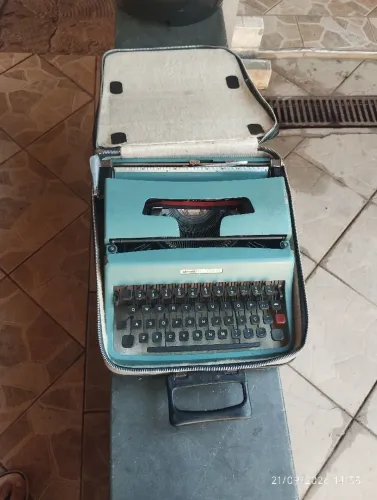 Máquina de escrever