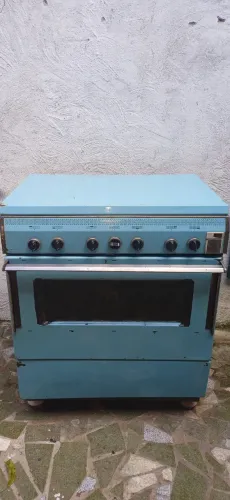Vendo fogão Brastemp esmaltado seis bocas