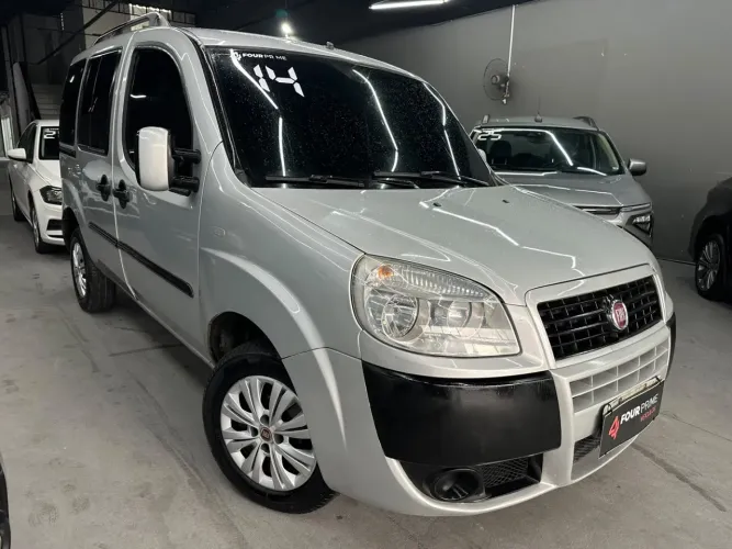 Fiat Doblo Essence 1.8 Flex 16V 5P 2014