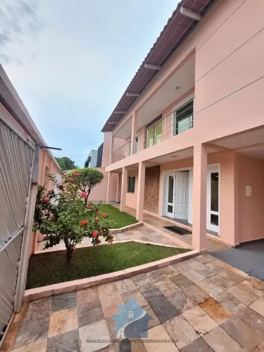 ALEIXO. COND. GREENWOOD PARK. CASA COM 4 SUITES, SALA PARA 3 AMBIENTES, 3 VAGAS, 450m²