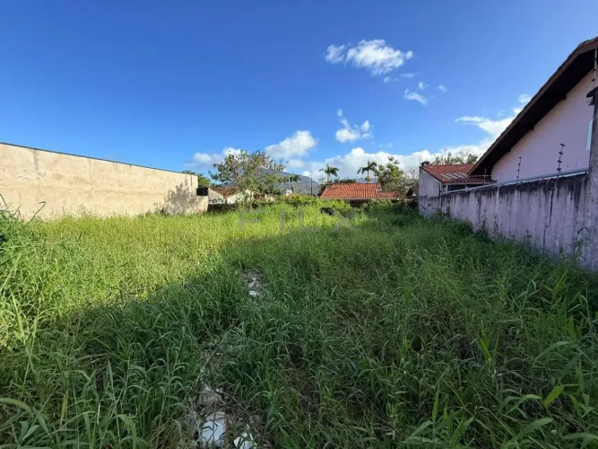 Lote/Terreno à Venda, Jardim Peruíbe - Peruíbe