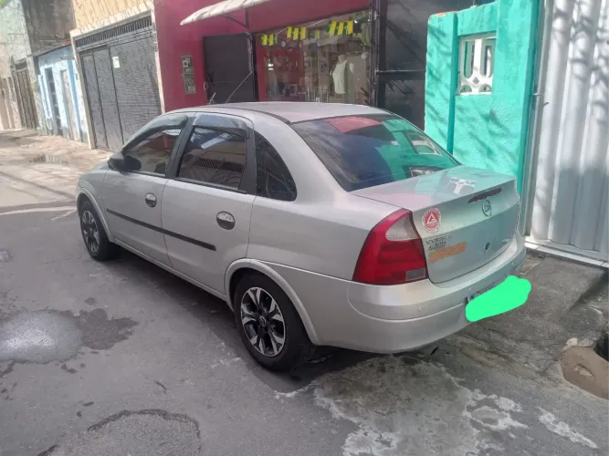 Chevrolet Corsa Sedan 1.0 MPFI 8V 71cv 4P 2004
