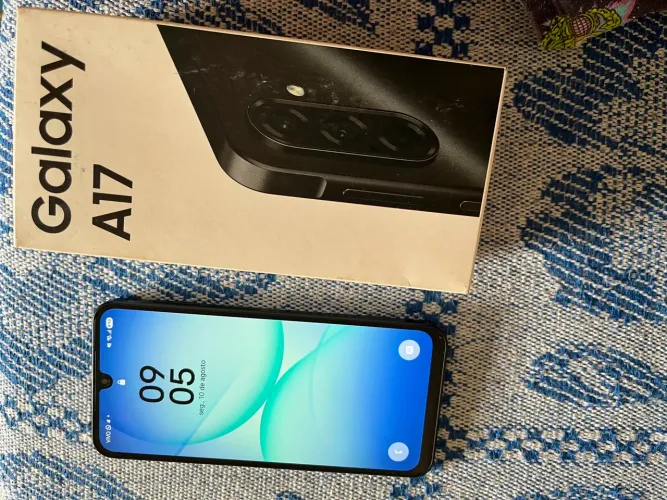 Samsung Galaxy A17