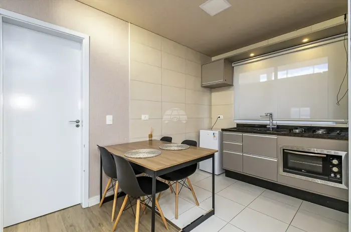 Apartamento de 01 quarto com elevador e garagem coberta