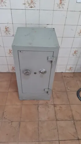 Cofre 80x40x40 , sem cheve