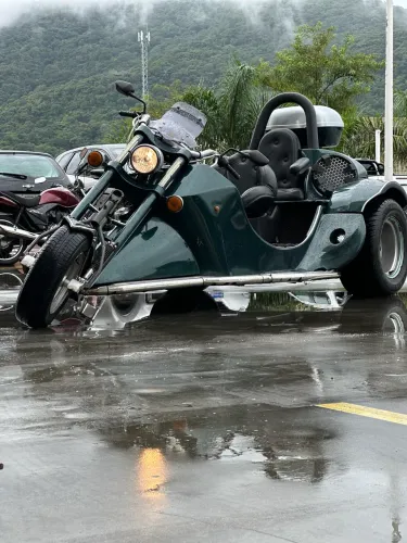 TRICICLO ACEITO TROCA POR CARRO