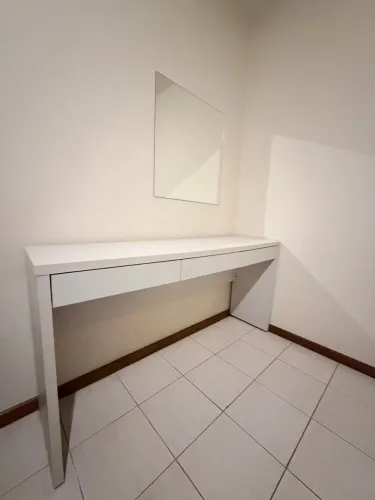 Mesa / Aparador / Penteadeira / Bancada / Escritório 3 gavetas Em MDF