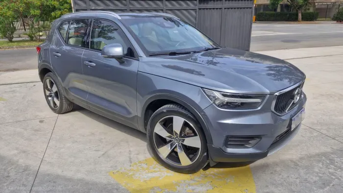 Volvo XC40 T-5 Momentum 2.0 252cv AWD 2018