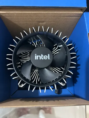 Cooler Box Intel LGA 1700 - Original Novo