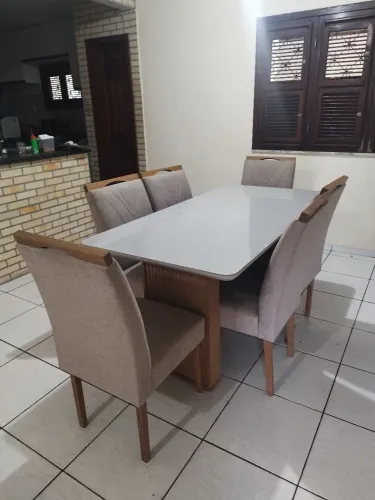 Mesa de jantar 6 lugares