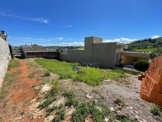 TERRENO PLANO à VENDA de 250m² no CONDOMÍNIO FECHADO PORTAL DA SERRA em BRAGANÇA PAULISTA 