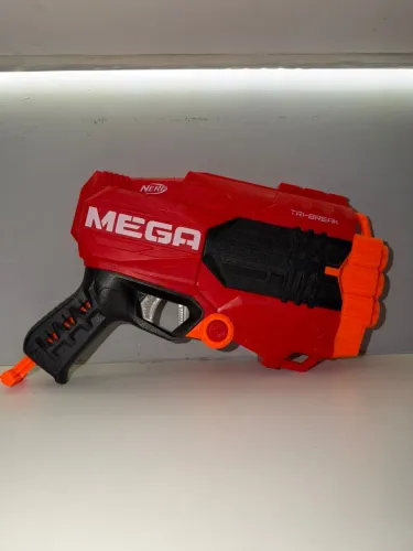 Nerf Mega Tri-Break Vermelha