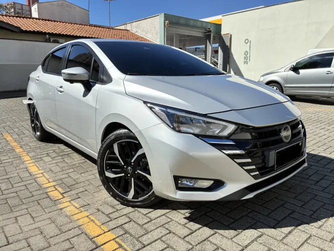 Nissan Versa Exclusive 1.6 16V Flex AUT 2024