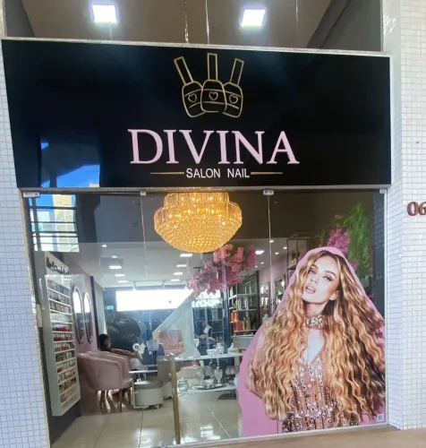 Vendo Salão em Vilas do Atlântico com Barbearia