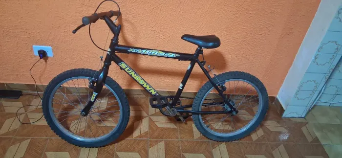 Bike aro 20, tudo ok, com algumas peças novas, confortavel para as crianças sortudas!?
