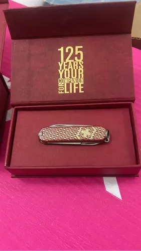 Victorinox
