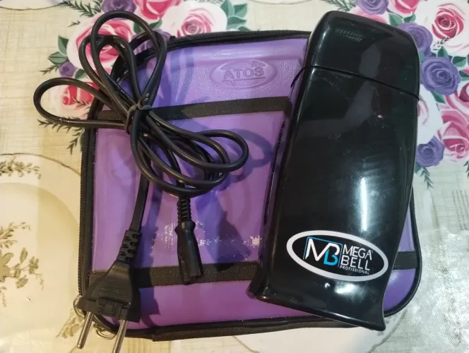 Aquecedor de cera Mega Bell Rolon com maleta, Bivolt Automático,usado só uma vez.