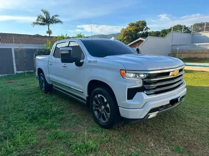 Chevrolet Silverado High Country 5.3 V8 AWD Aut. 2026