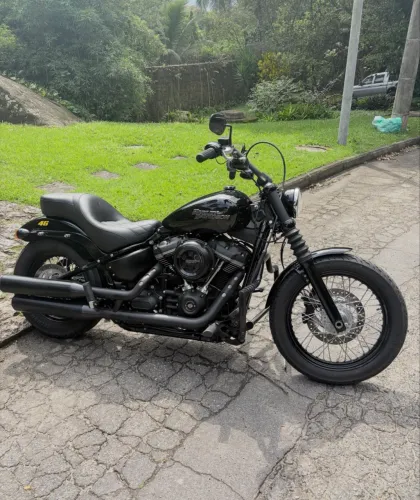Harley Davidson street Bob