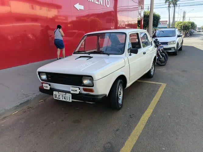 Fiat 147 C/ CL 1977