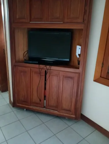 Armário cantoneira RS 2.000<br>Estante de metal<br>Grande RS700<br>PEQUENA RS300