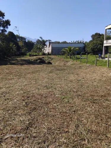 TERRENO 15 X 50 METROS