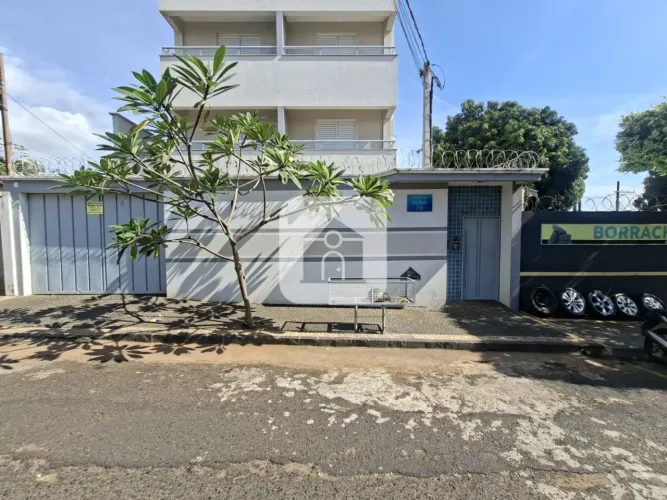 Apartamento para locação no bairro Santa Mônica