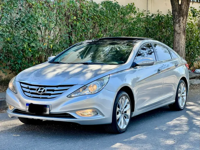 Hyundai Sonata 2.4 16V 182cv 4P Aut. 2012