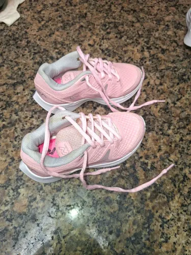 2 pares de Tênis Avura infantil menina