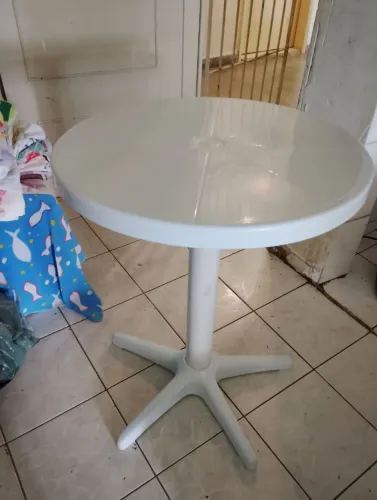 Mesa plástico redonda 