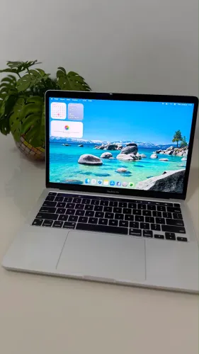 MacBook Pro M1 16GB RAM